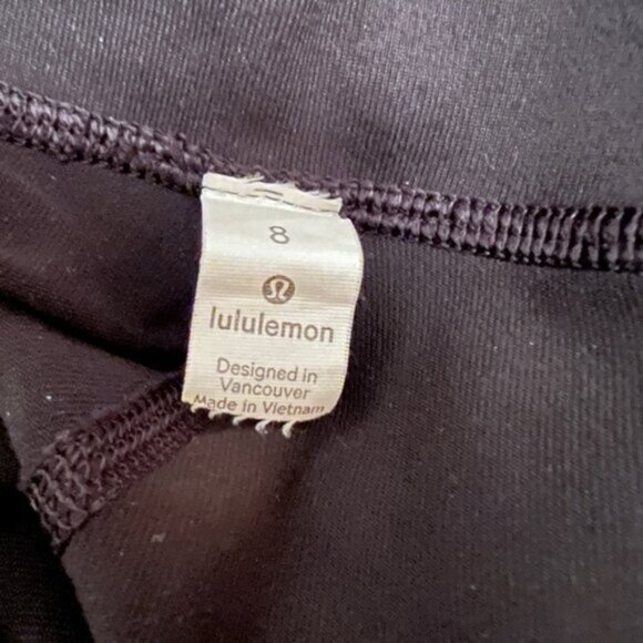 Lululemon Wunder Under Crop (Hi-Rise) *Full-On Luon 21"Black  EUC - Picture 7 of 15